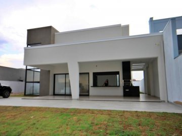 Rancho a venda em Rifaina